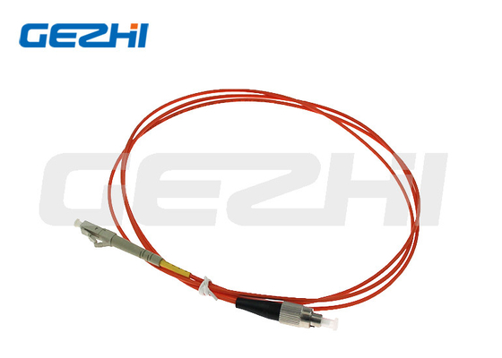 สายแพทช์ไฟเบอร์ออปติก Singlemode Simplex LSZH LC ถึง FC สายแพทช์ไฟเบอร์