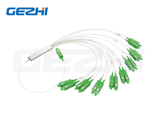1x16 SC สายเชื่อมสีเขียว ความสูญเสียการใส่ต่ํา 0.9 มม มินิทุบ PLC Splitter