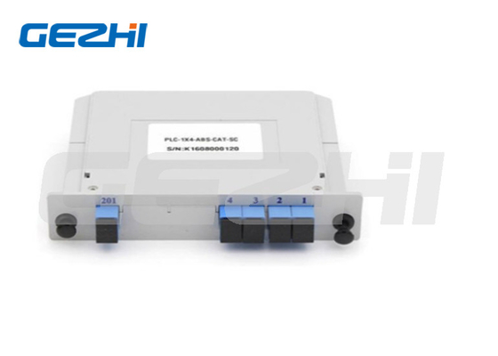 SC/UPC 1*4 เครื่องแยก PLC สายไฟเบอร์ออปติกประเภทใส่ พร้อมระยะความยาวคลื่นในการทํางาน 1260~1650 ความสูญเสียการกลับ 55